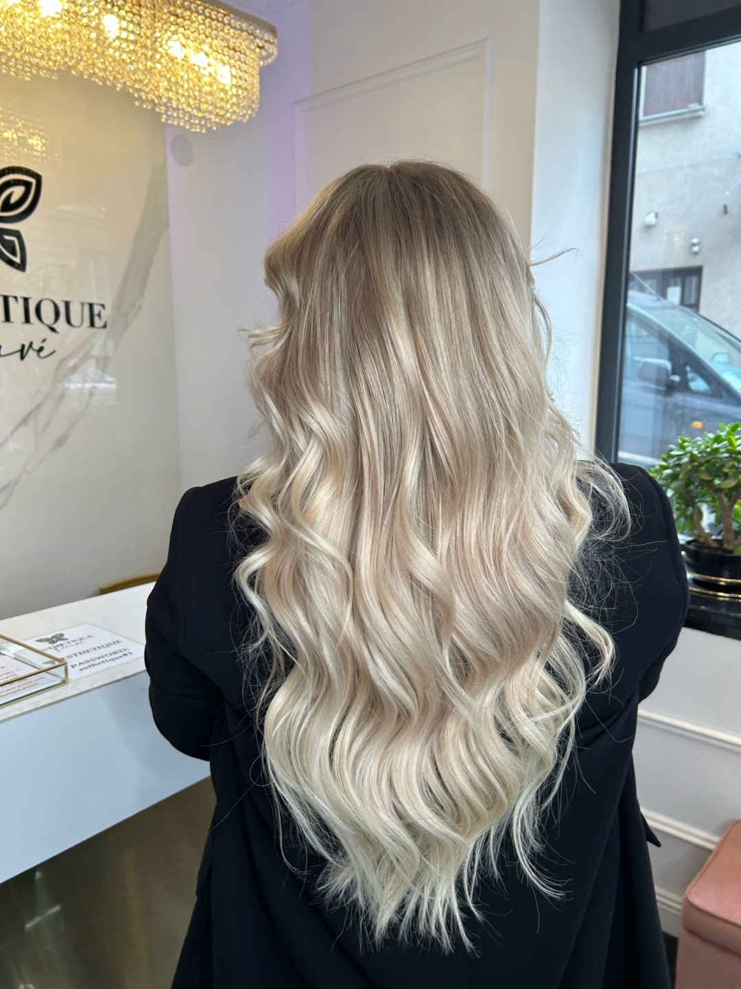 Esthetique Privé #beograd Nadogradnja kose Nadogradnja kose - 200 pramenova