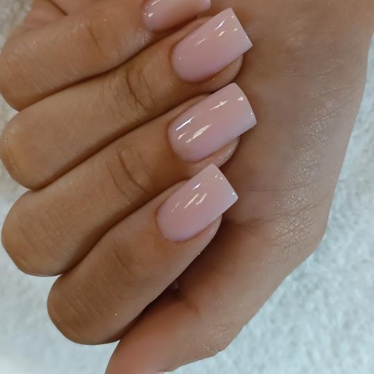 Novelle #beograd Korekcija noktiju Korekcija gela - L dužina