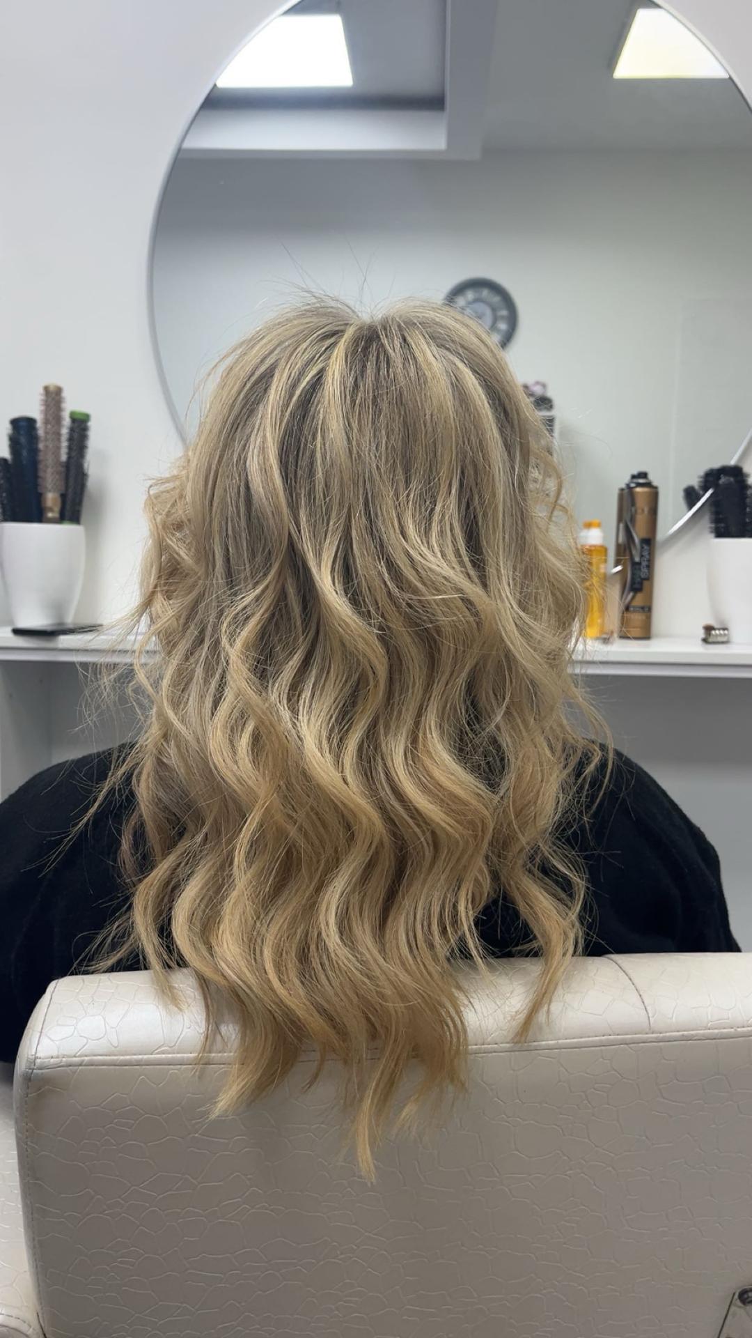 Bella Tajs #beograd Pramenovi Pramenovi na foliju - kosa do polovine leđa