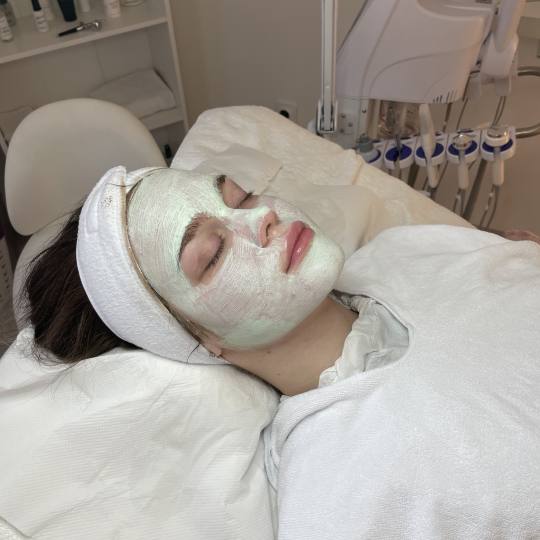 Monika Barta Cosmetics #novisad Tretman lica Higijensko čišćenje lica + phyto piling lica