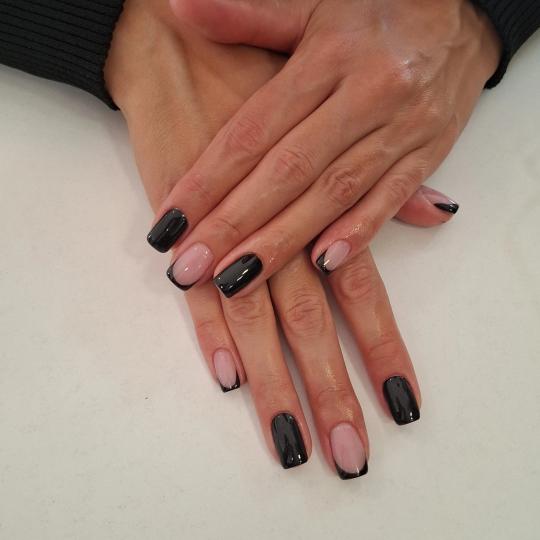 Voyage beauty #beograd Ojačavanje noktiju Rubber baza