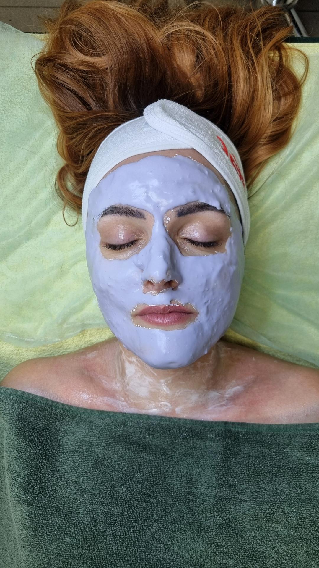 Emilly #beograd Tretman lica Skin boosters tretman lica