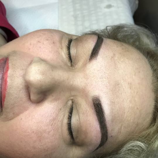 Skinlift Beauty Centar #nis Obrve Puder obrve + prva korekcija do mesec dana