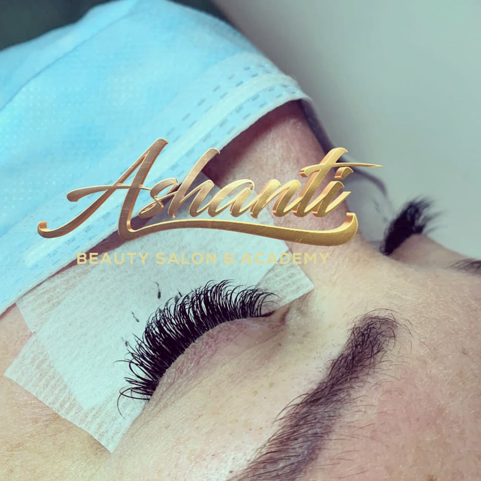 Ashanti Beauty Salon & Academy #beograd Nadogradnja trepavica Nadogradnja svilenih trepavica - metoda 1 na 1