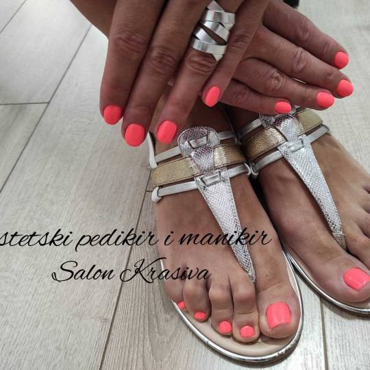 Krasiva #beograd Estetski pedikir Estetski pedikir + gel lak( boja, french)