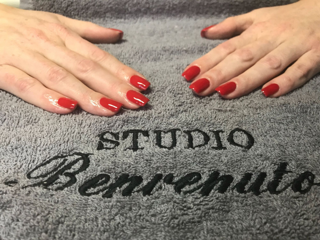 Studio Benvenuto #beograd Lakiranje noktiju Lakiranje noktiju - ruke