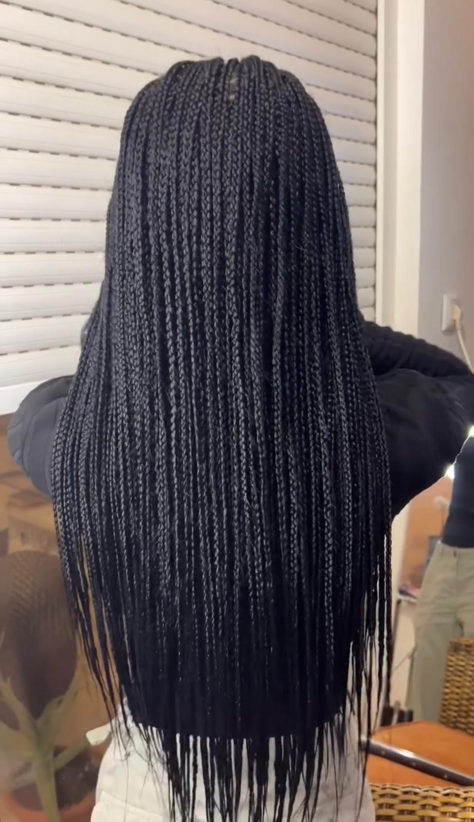 Nina #beograd Uvijanje, lokne i talasi Afro lokne sve dužine kose