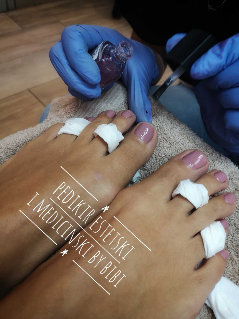 Bibi beauty centar #beograd Estetski pedikir Estetski pedikir + gel lak