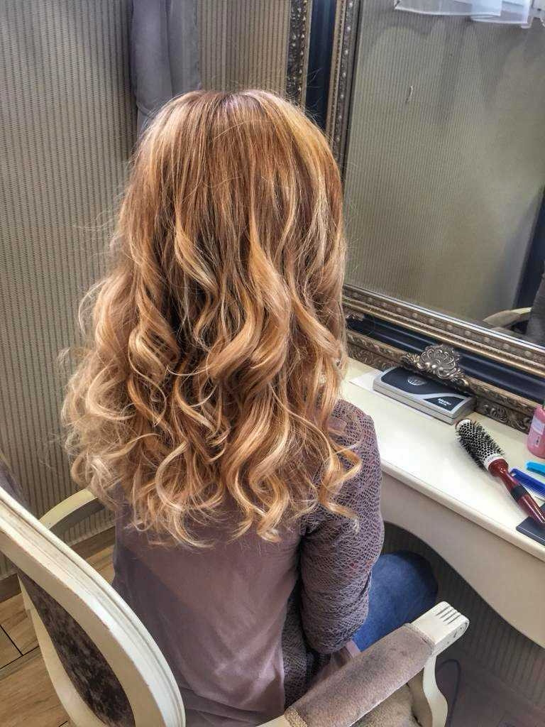 Bibi beauty centar #beograd Šišanje Žensko šišanje + feniranje - kratka kosa