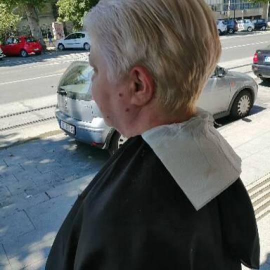 Cut & Go - Vuk #beograd Žensko šišanje Žensko šišanje - kratka kosa