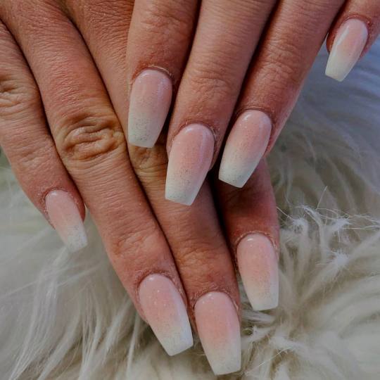 SALON 26 - Dorćol #beograd Izlivanje  noktiju