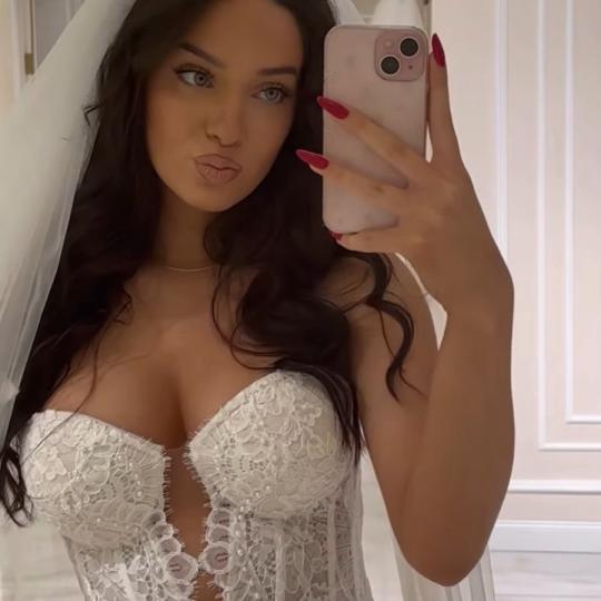 Urban hair lounge #beograd Air brush potamnjivanje kože Sprej ten samopotamnjivanje - celo telo