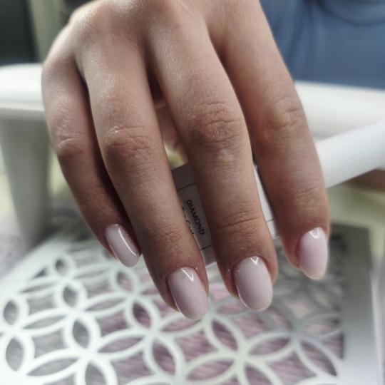 Gospođica Draga #novisad Ojačavanje noktiju Ojačavanje noktiju gelom