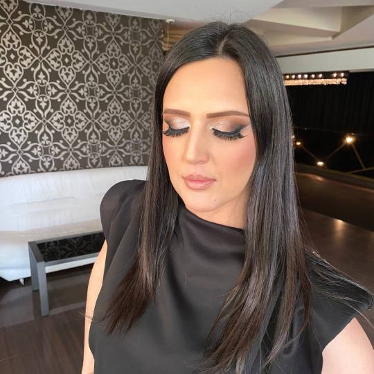 Gracia Make up #beograd Make-up / šminkanje Profesionalno šminkanje + veštačke trepavice
