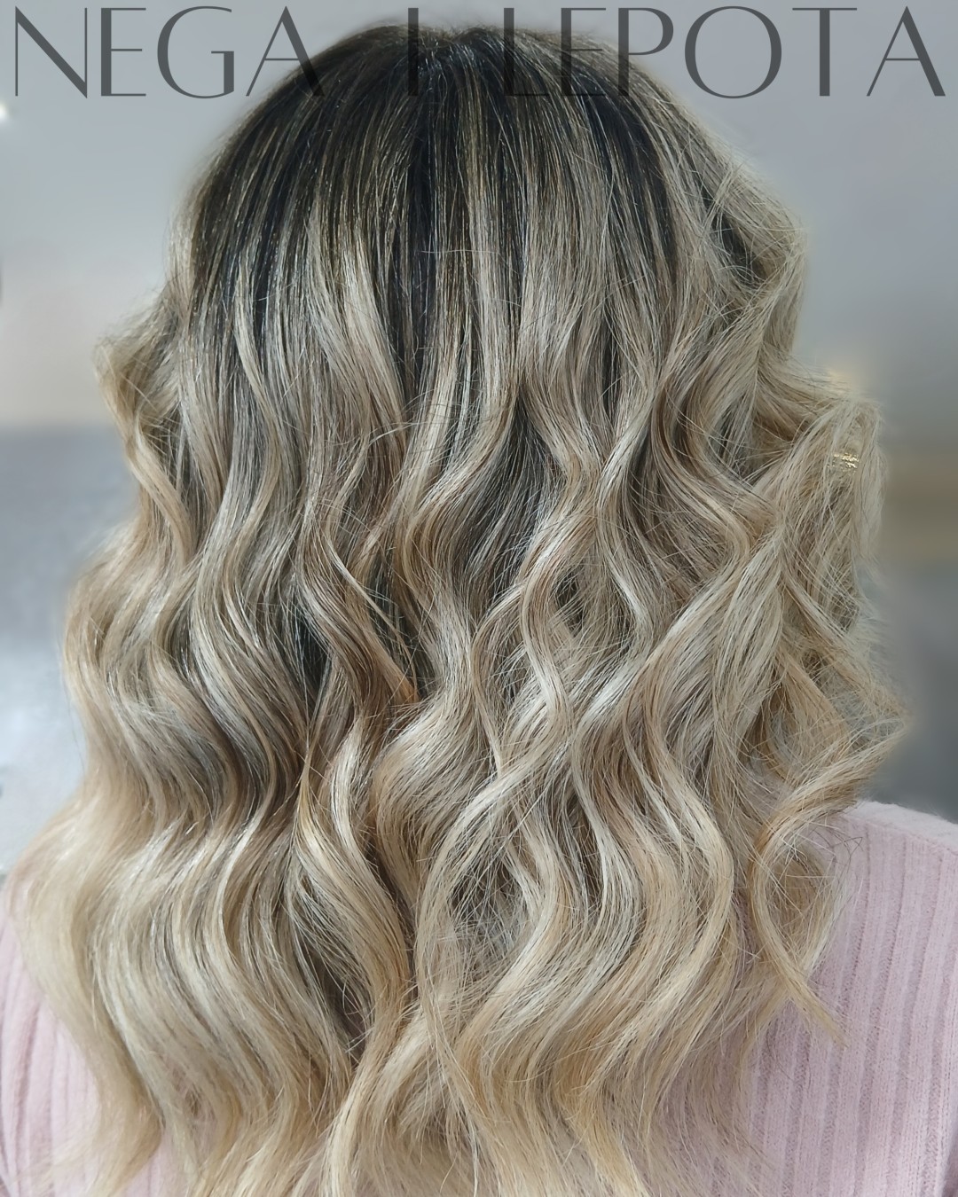 Nega i lepota NS 1 #novisad Pramenovi Balayage paket: pramenovi + preliv + šišanje + feniranje - do ramena / duga