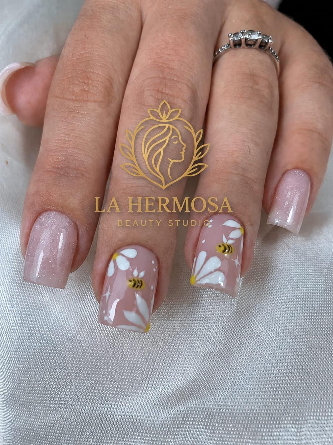 La Hermosa Beauty Studio, Beograd LookBook
