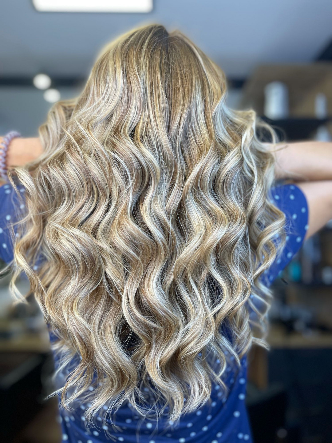 Balayage, ombre i sombre + preliv - ekstra duga kosa - Studio Benvenuto, Beograd Ombre, sombre, balayage Frizerski saloni Ombre, sombre, balayage, Beograd, Voždovac