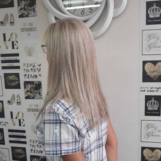 Beauty Team #novisad pramenovi u dve boje  sa prelivom
