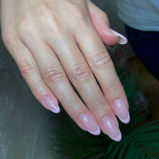 Beauty room Zvezdara #beograd Lakiranje noktiju French - dodatak uz uslugu