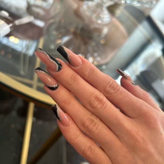 Esthetique Privé #beograd Izlivanje noktiju Izlivanje noktiju gelom - L dužina