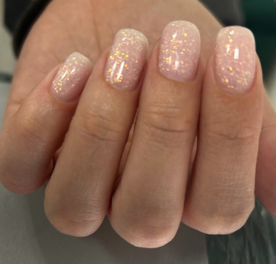 Nails by Helena #beograd Ojačavanje noktiju Ojačavanje prirodnih noktiju + ruski manikir - S dužina