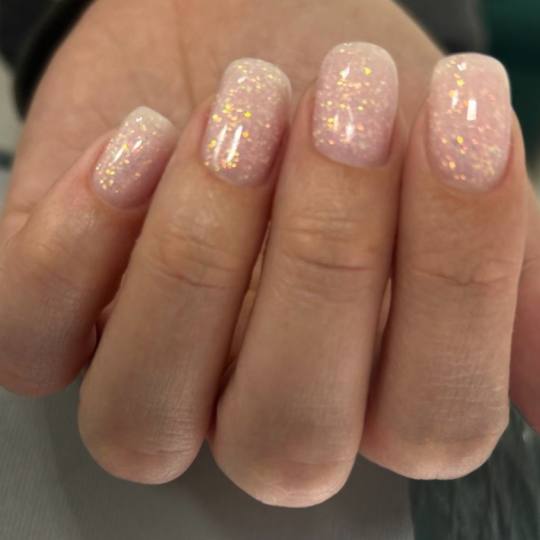 Nails by Helena #beograd Ojačavanje noktiju Ojačavanje prirodnih noktiju + ruski manikir - S duži