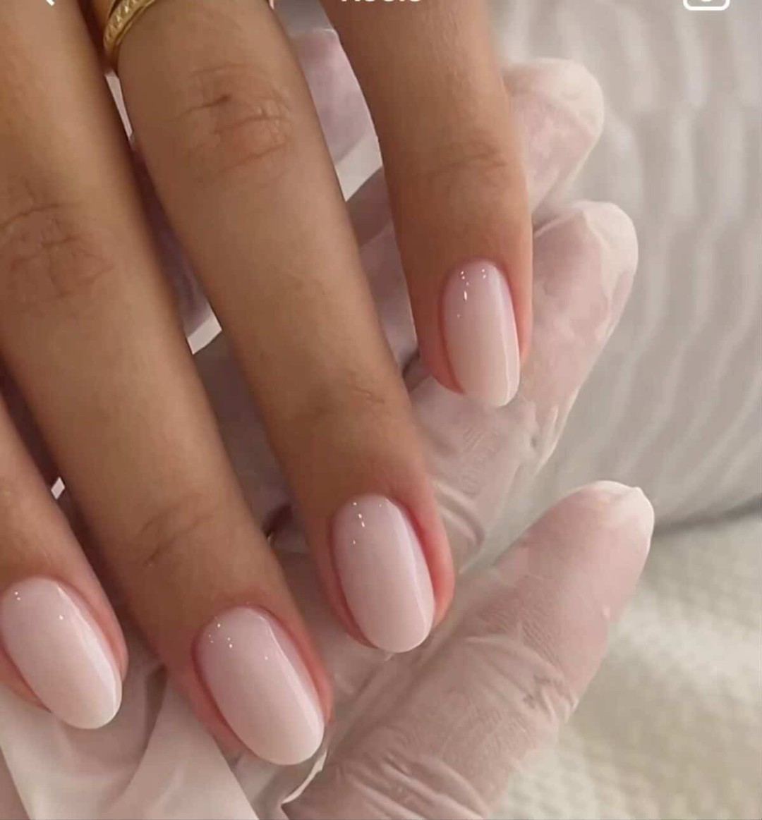 L’Avenue #beograd Ojačavanje noktiju Ojačavanje noktiju rubber bazom