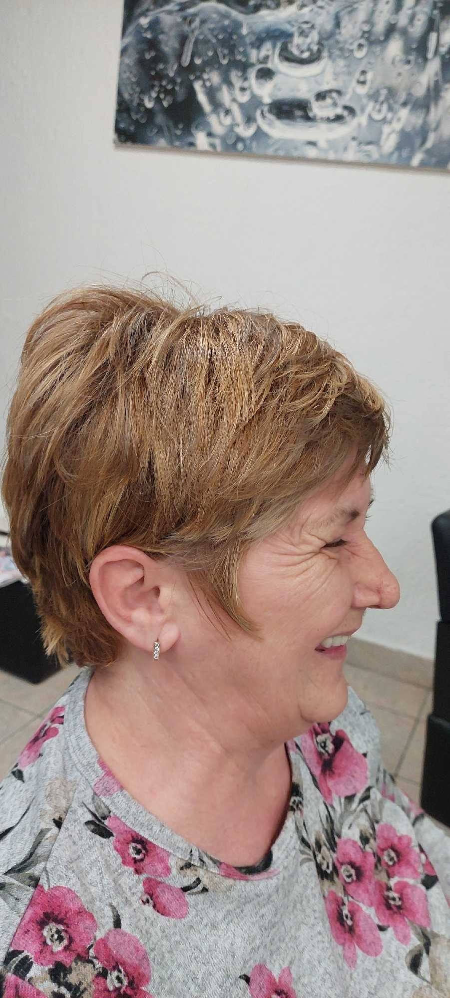 Pramenovi na foliju - kosa srednje dužine - TeoS - Zemun, Beograd Pramenovi Frizerski saloni Pramenovi, Beograd, Zemun Centar