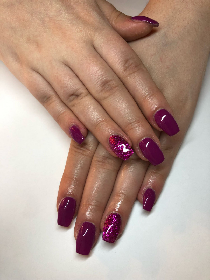 Mademoiselle Beauty #beograd Izlivanje noktiju Izlivanje noktiju gelom - S dužina