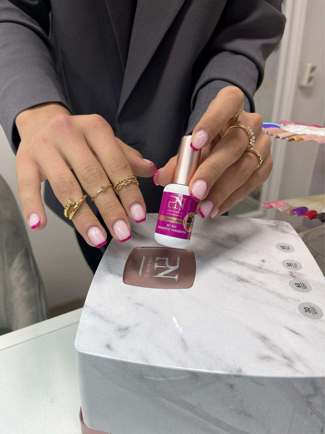 Sneža Nails #beograd Izlivanje noktiju Izlivanje noktiju gelom - S dužina