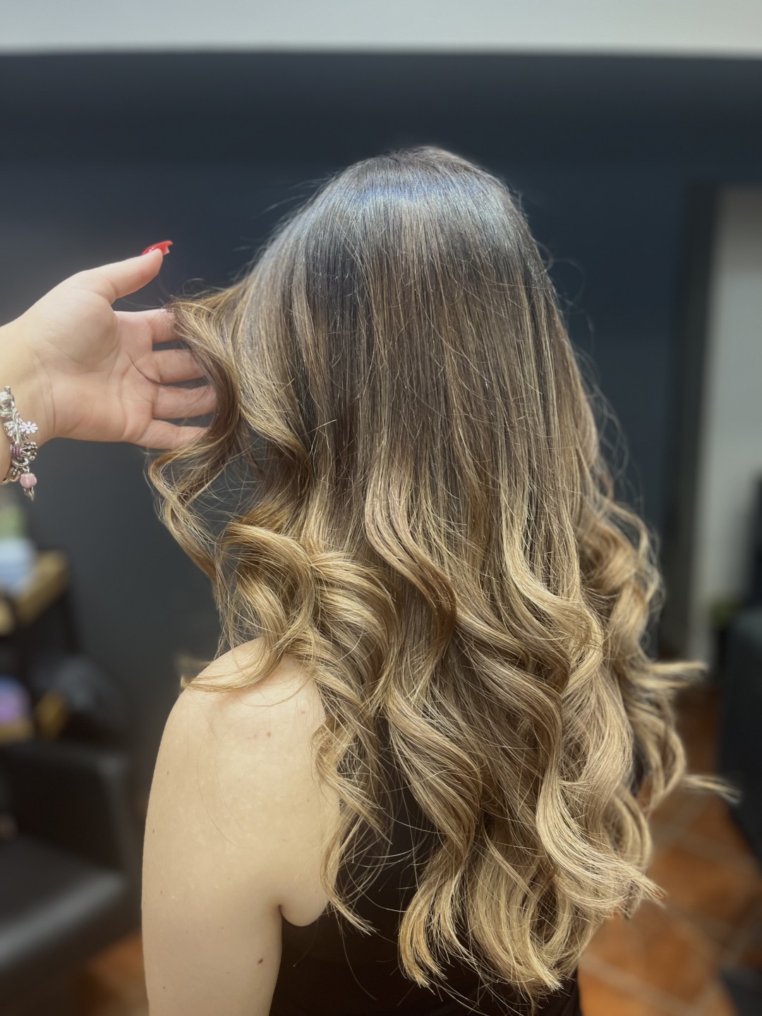 Milica Kukolj #novisad Ombre, sombre, balayage Balayage / ombre preliv šišanje feniranje i tretman za kosu kratka kosa