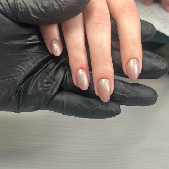 The Goddess dresses & makeover studio #beograd Izlivanje noktiju Korekcija izlivanja noktiju gelom -