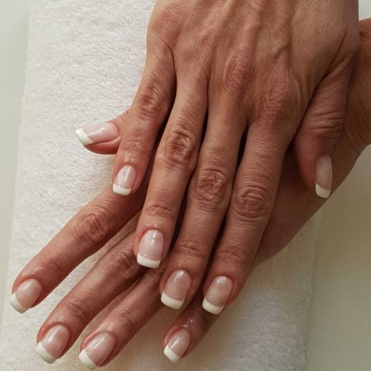 Le Salon #beograd Gel lak