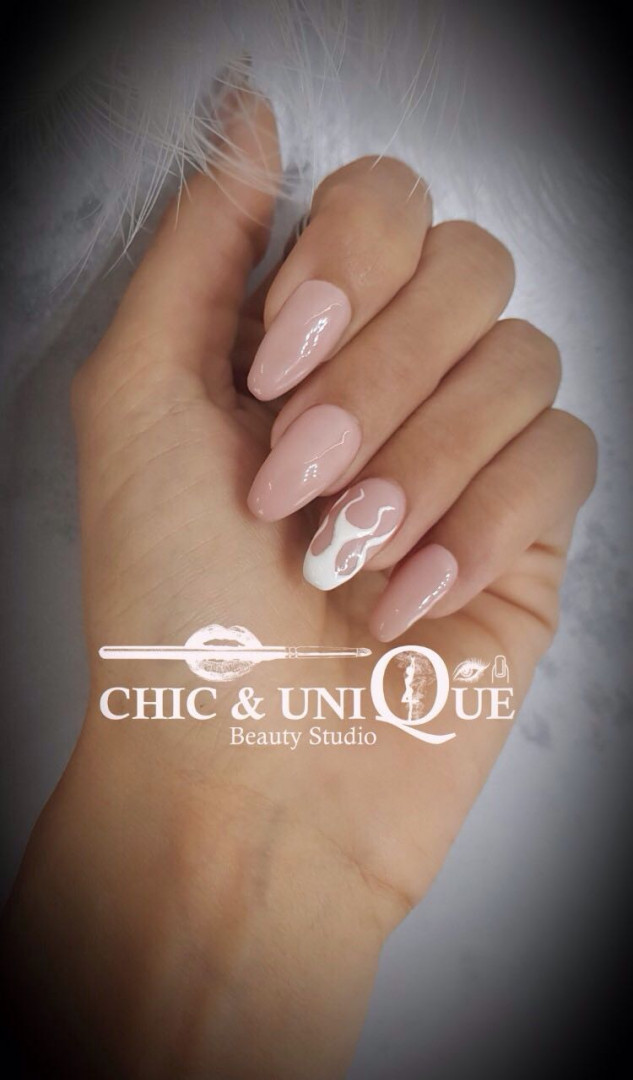Chic & Unique #beograd Ojačavanje noktiju