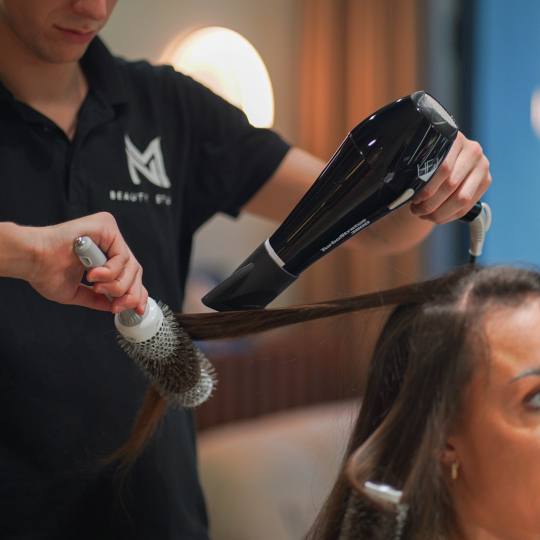 MN Beauty studio #beograd Feniranje i stilizovanje