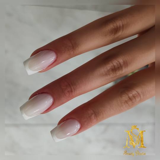 SM Beauty studio #nis Izlivanje noktiju Izlivanje noktiju gelom /dual tipse - M dužina