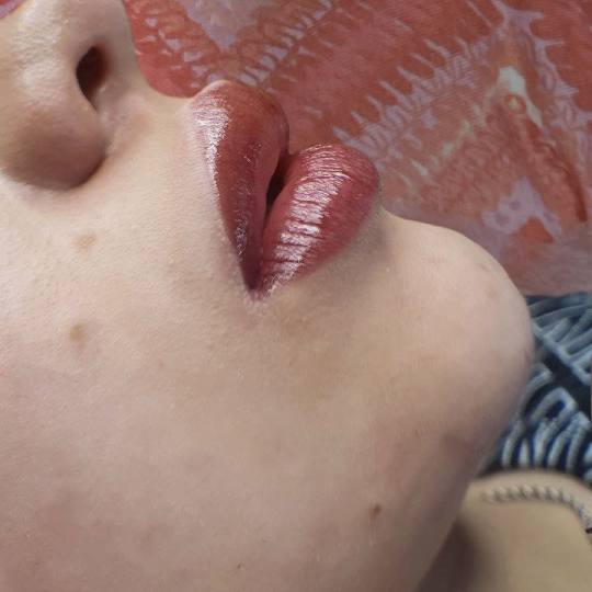 Studio O #novisad Trajna šminka Trajna šminka - akvarel usne