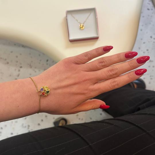 Vanilla rain beauty #beograd Korekcija noktiju Korekcija izlivanja noktiju gelom / ojačavanje gelom