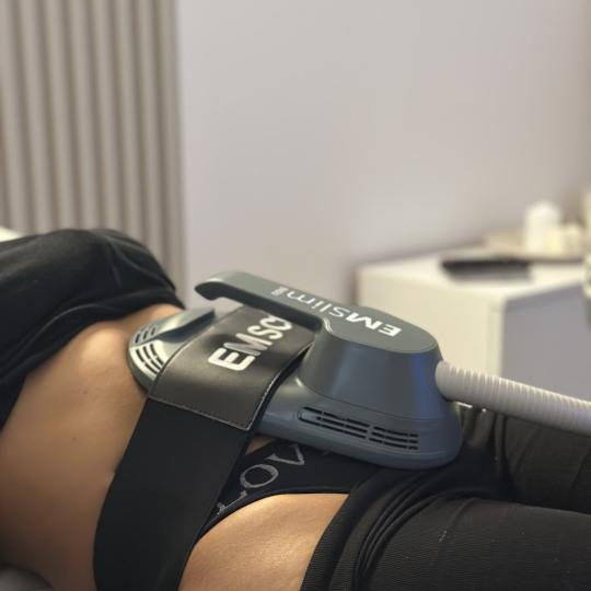 Atelier Beauty Bar #nis Tretmani tela EMS tretman - 1 regija 20.000 mišićnih kontrakcija za samo 3