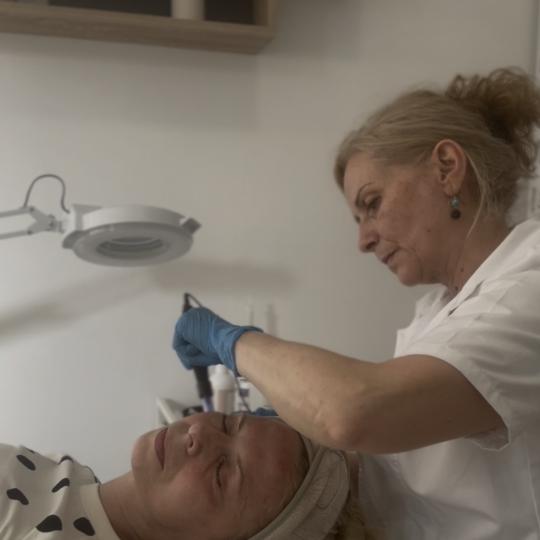 Sandra estetik studio #beograd Dermaroler i dermapen Dermapen tretman lica + egzozomi Hvala na ukaza
