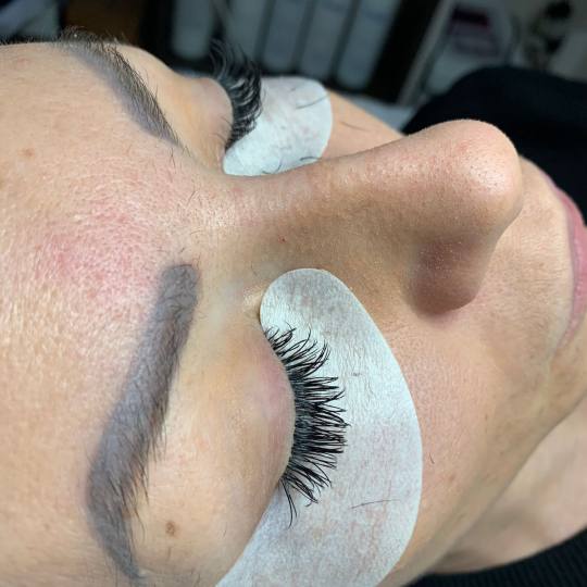 Your Majesty Make up & Beauty Room #beograd Nadogradnja trepavica korekcija trepavica Nadogradnja sv