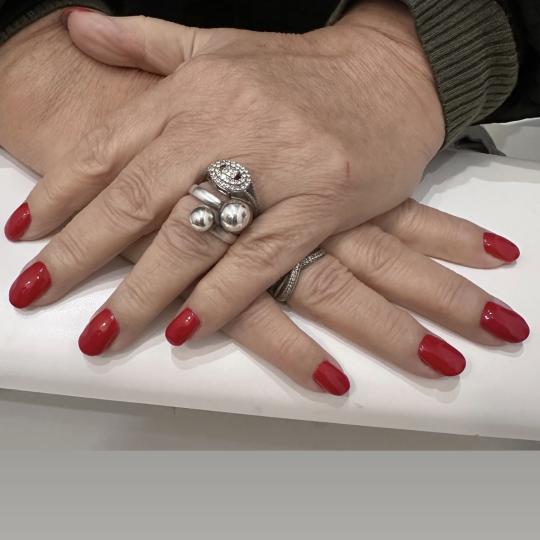 Petra beauty concept #beograd Izlivanje noktiju Izlivanje noktiju gelom - M dužina