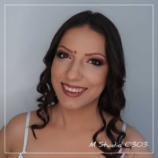 M Studio 0303 #novisad Make-up / šminkanje Profesionalno šminkanje + peglanje / lokne (podrazumeva