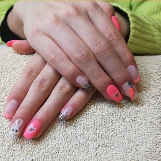 Bibi beauty centar #beograd Izlivanje noktiju Izlivanje noktiju gelom - dugi nokti izlivanje + nail 