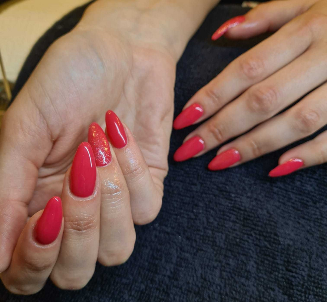 Right Beauty #beograd Ojačavanje noktiju Ojačavanje noktiju gelom dužina 1