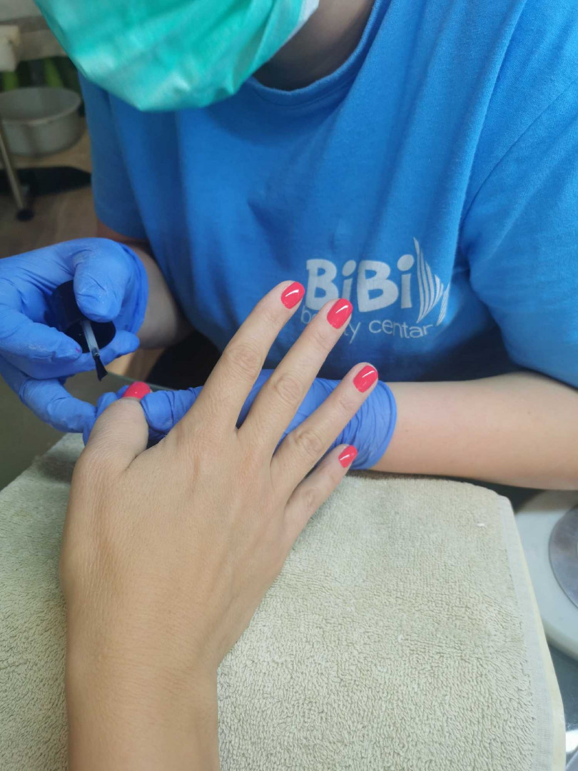 Ojačavanje prirodnih noktiju gelom - Bibi beauty centar, Beograd Ojačavanje noktiju Nokti Ojačavanje noktiju, Beograd, Banovo brdo