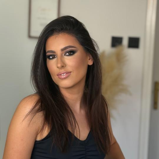 Beauté by Nina Cvejić #nis Make-up / šminkanje Profesionalno šminkanje + veštačke trepavice