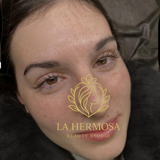 La Hermosa Beauty Studio #beograd Trepavice Lash lift + farbanje trepavica