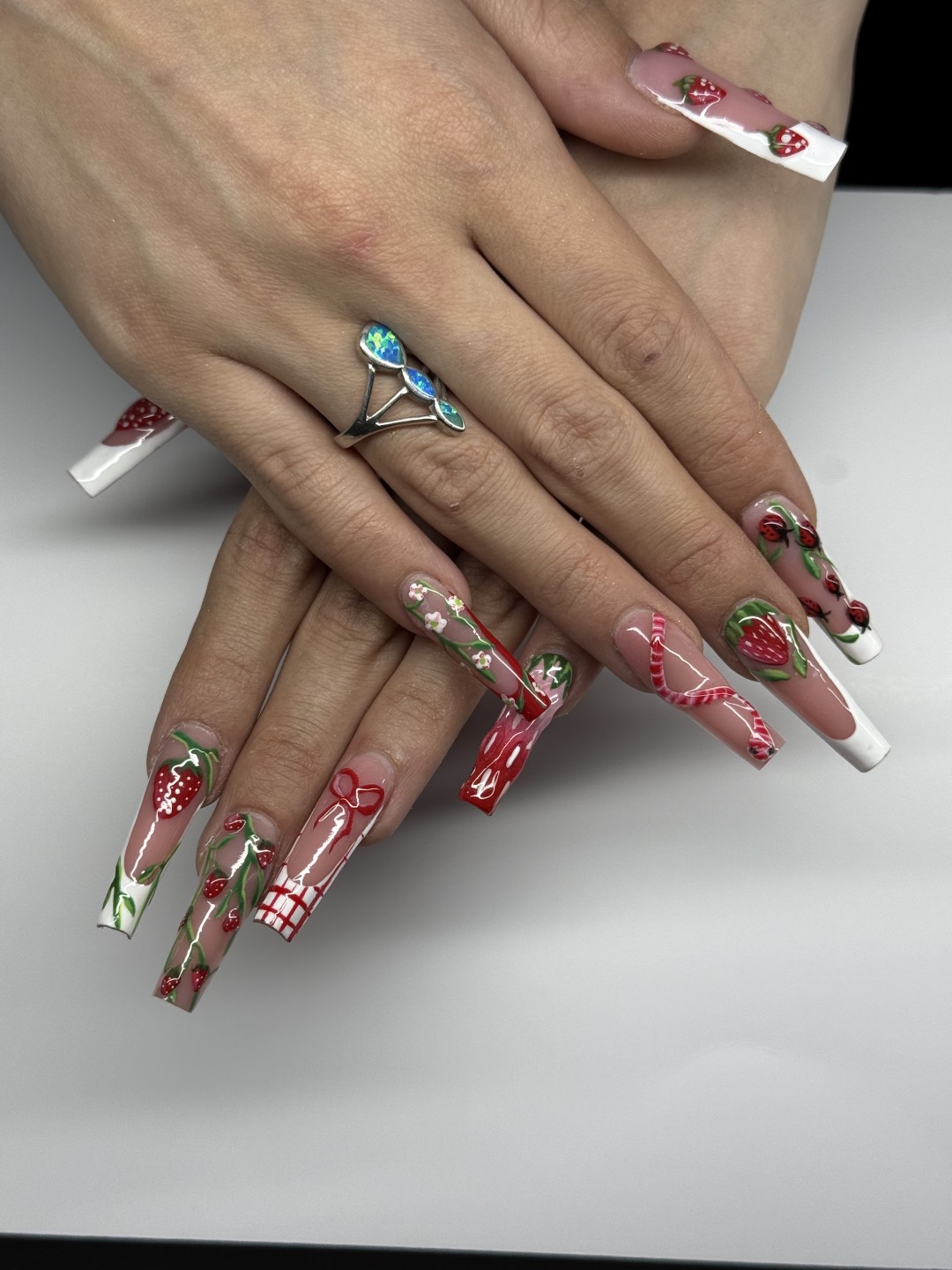 The Maya #beograd Izlivanje noktiju Izlivanje noktiju gelom + nail art - L dužina