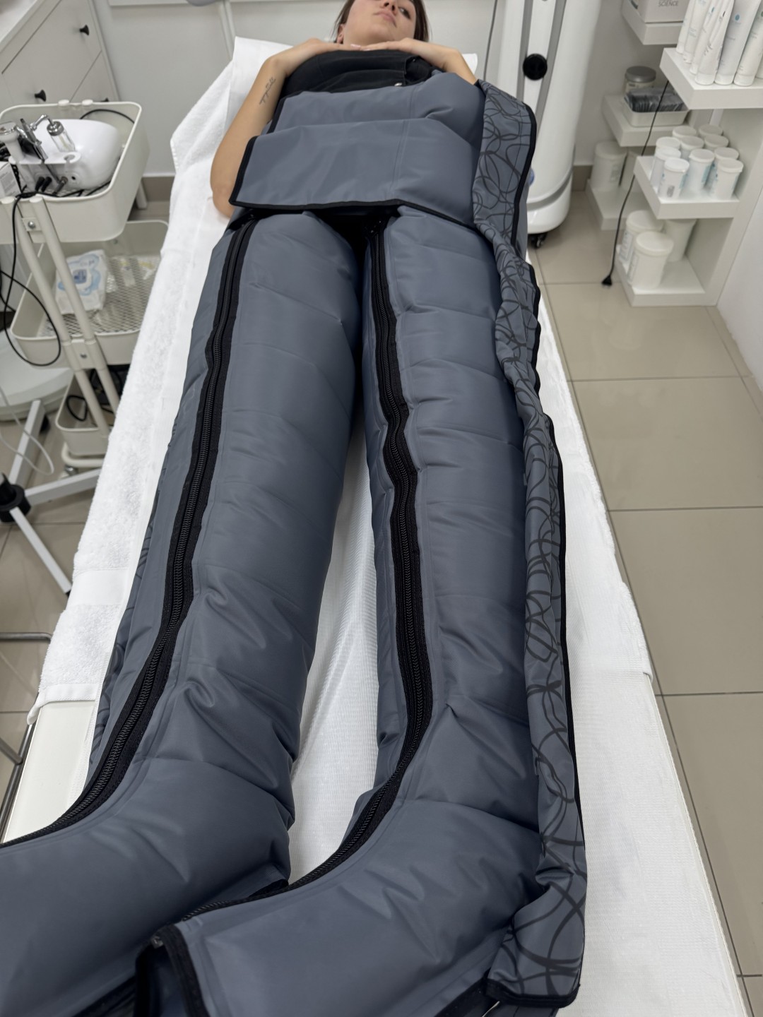 Anticelulit masaža + linfna drenaža garantovano smanjenje obima-CELO TELO - GM Beauty studio, Beograd Anticelulit masaža Masaža Anticelulit masaža, Beograd, Banovo brdo